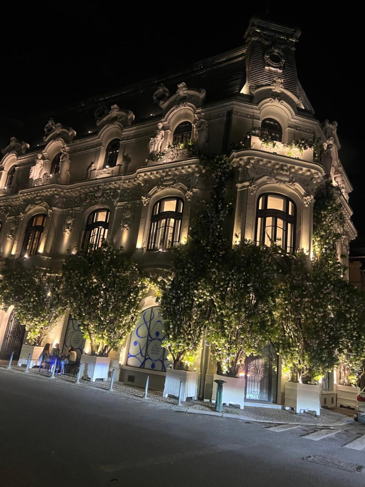 Kiwi Apart-Hotel 1Br Wi-Fi Free - Close To Old Town - Cozy Location - Shorter Or Longer Stay - R&M Boutique Bukares Bagian luar foto