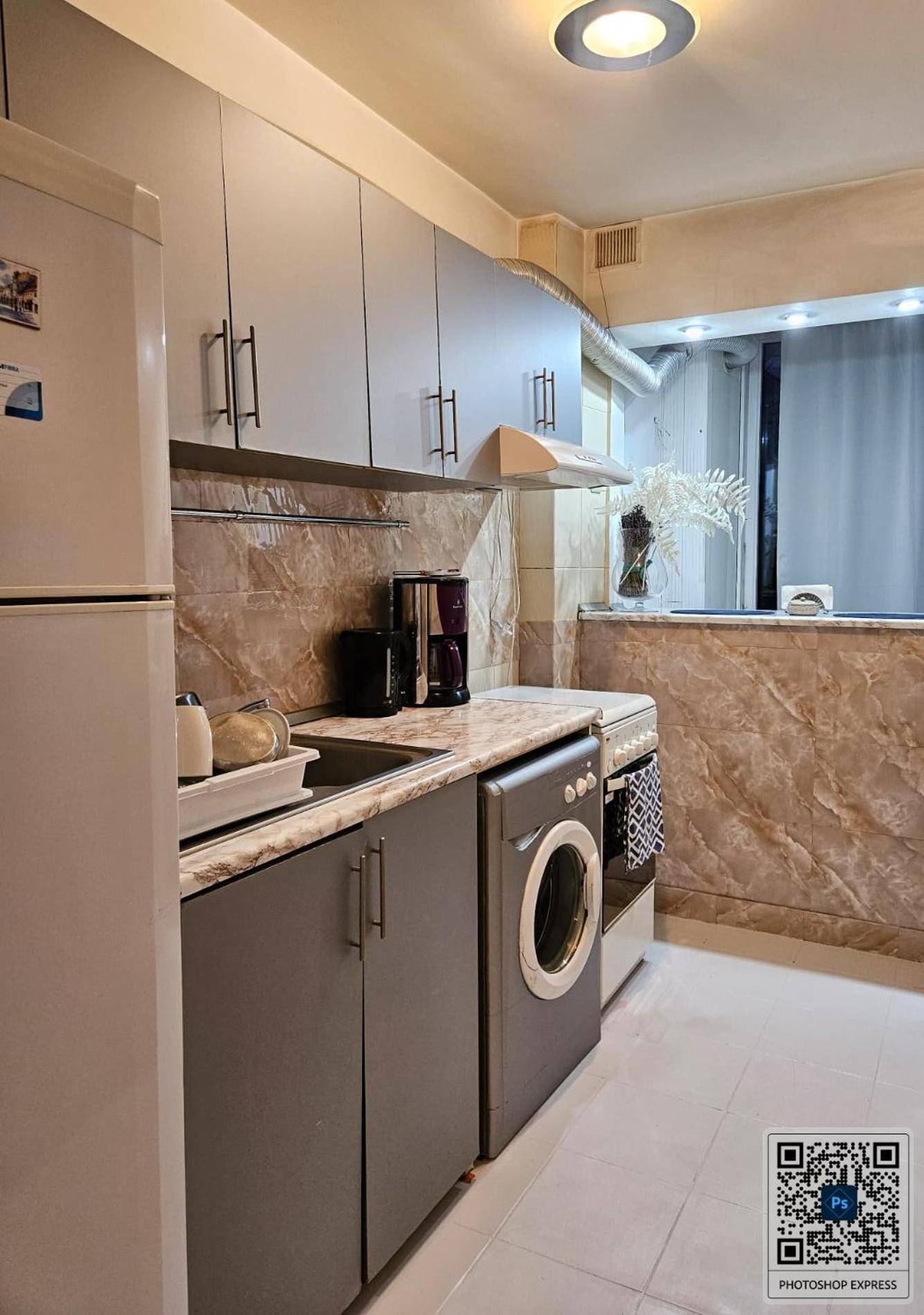 Kiwi Apart-Hotel 1Br Wi-Fi Free - Close To Old Town - Cozy Location - Shorter Or Longer Stay - R&M Boutique Bukares Bagian luar foto